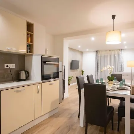 House Ladan Ground Floor Appartamento *