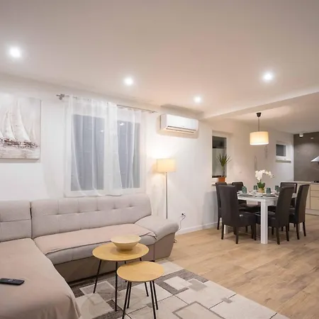 House Ladan Ground Floor Žrnovnica