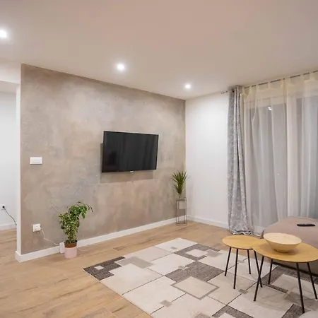 House Ladan Ground Floor Appartamento *