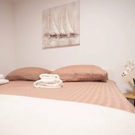 House Ladan Ground Floor Appartamento Žrnovnica